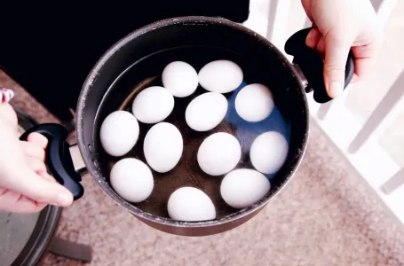 Kako se kuhaju jaja da ne popucaju? Evo u čemu je caka