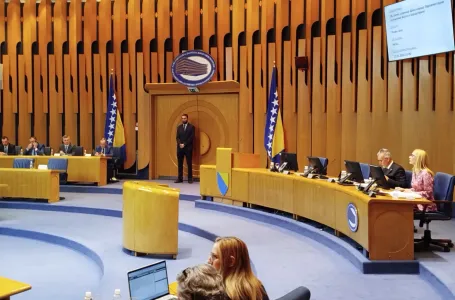SNSD i HDZ delegati se nisu pojavili na sjednici Doma naroda BiH: Ništa od ukidanja akciza