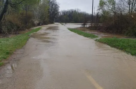 Izlijevanje rijeka na području Brčkog, nadležne službe u pripravnosti