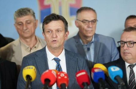 Blanuša: RS ide u dužničko ropstvo