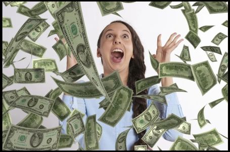 Horoskop za kraj marta im donosi veliki novac: Da li je i vaš znak na listi?