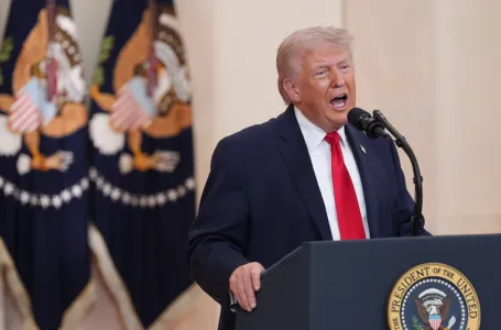 Vanredno obraćanje Trumpa!