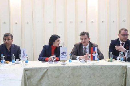 Šta se dešavalo na sastanku: Opozicija RS se lomi oko kandidata