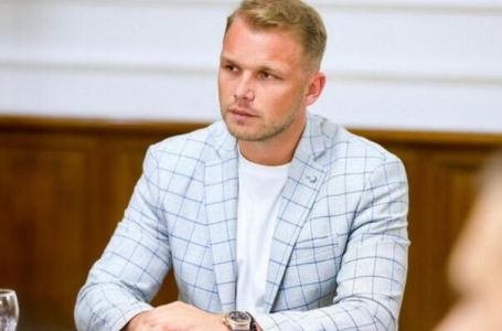 Draško Stanivuković poklonio stan djeci stradalih sveštenika iz Dervente