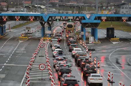 Za dan vraćen 3.261 putnik s hrvatske granice, objavljen najčešći razlog