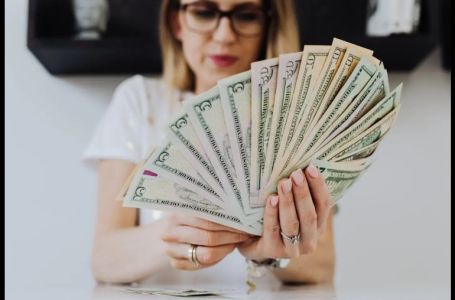 Tri znaka do 1. maja očekuje neviđeni priliv para, ali jedan će doživjeti totalni finansijski krah