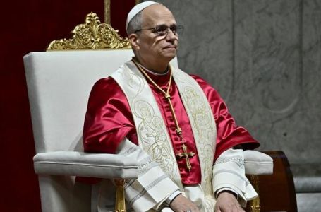 Vatikan uzvratio Trumpu: Papa govori jezikom koji ne podliježe sili