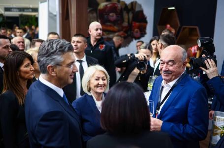 Skandal na otvaranju Sajma gospodarsva u Mostaru: Tamburaši izveli pjesmu koja slavi zločinačku...