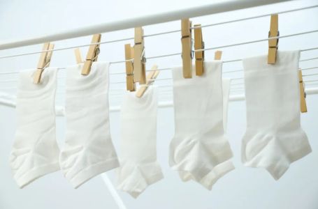 Bijele kao nove: Jednostavan trik koji vraća čarapama savršenu bjelinu