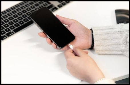 Nikada ne punite telefon do 100%: Pravilo ’80-20′ koje će vam spasiti bateriju