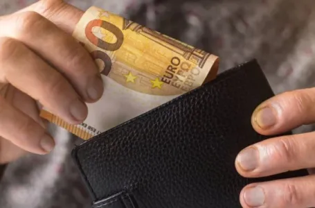 U novčaniku uvijek treba da imate 1 presavijenu novčanicu od 50 eura: Ljudi masovno ovo rade...