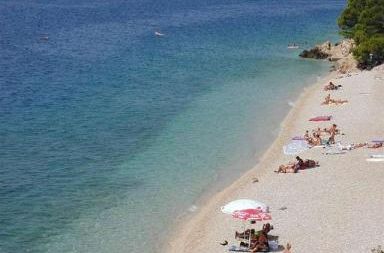 Tražio apartman u Tučepima, pao sa stolice kad je vidio cijenu po noćenju