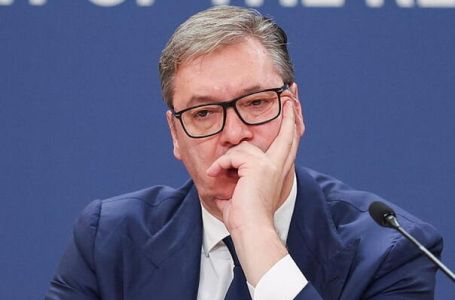 Vučić žali za zločincem Mladićem: "Ne razumijem ljude zašto nekome ne dopuste da..."