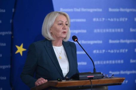 Ugledni britanski list piše: Borjana Krišto dobila upozorenje iz Bruxellesa