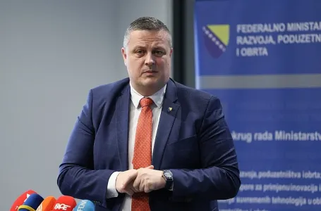 Velika akcija SIPA-e i MUP-a KS: Pretresa se ured federalnog ministra Vojina Mijatovića