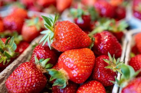 Ovo je najveća prevara sa jagodama koju vam podmeću na pijacama