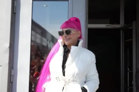 "Svi koji su bili uz mene u teškim trenucima..." Zorica Brunclik se oglasila iz studija nakon...