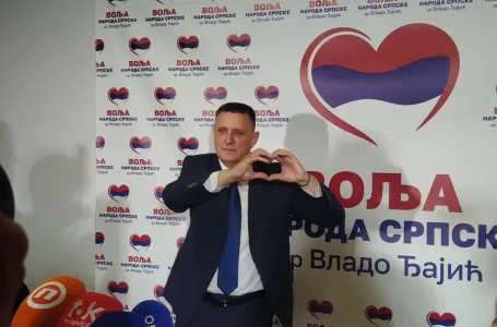 Vlado Đajić zvanično osnovao novu stranku: "Bićete oduševljeni količinom glasova"