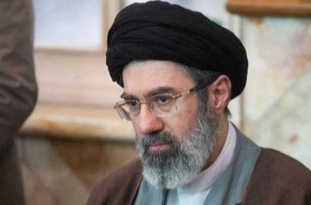 Iranski vrhovni vođa zaprijetio: "Jedino mjesto za Amerikance u Perzijskom zaljevu je na dnu..."