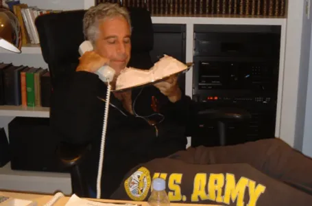 NY Times: Epsteinova oproštajna poruka je skrivena od javnosti