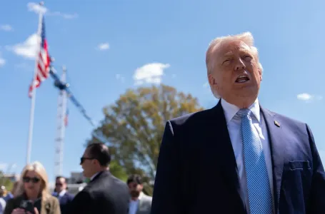 Trump odbacio ideju da nosi pancir, ne želi da izgleda teže