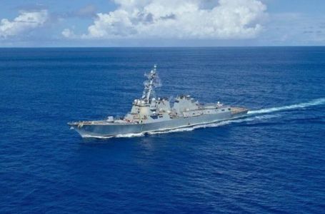 Žestok udar na američku mornaricu: Iran raketama i dronovima zasuo USS Truxtun i USS Mason