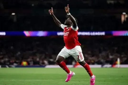 Arsenal je prvi finalista Lige prvaka!