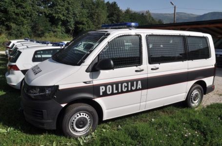 Muškarac koji je u Kiseljaku jutros pucao na suprugu i ubio punicu je mrtav