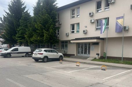 Pretresa se Vlada USK zbog zapošljavanja