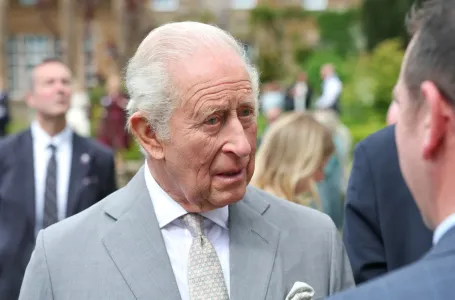 Objavili da je preminuo kralj Charles: Nastao potpuni kaos, odmah prekinuli program
