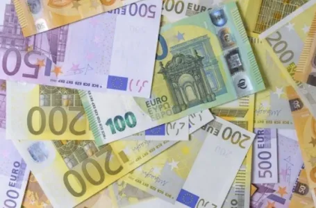 Novac stiže za 4 znaka: Evo ko će dobiti pare do 30. maja