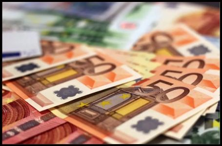 Para kao blata od 26. maja: Za ova 3 znaka prestaje nemaština, novac stiže odakle se najmanje nadaju