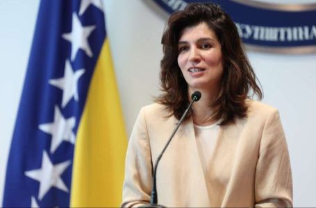 Od Dodika preuzeli rječnik, od Čovića ustavne želje: Pravo lice Sabine Ćudić napokon razotkriveno