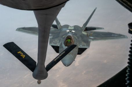 Bliski istok gori: Amerikanci ponovno napali Iran, eksplozije na nebu iznad Kuvajta, drama u Hormuzu