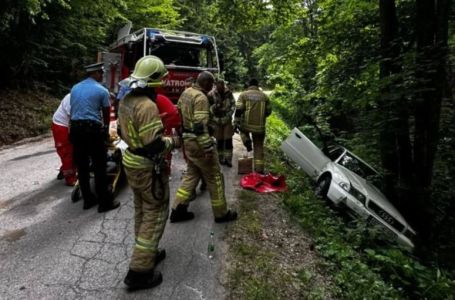Teška nesreća na Kozari: Vatrogasci izvlačili ljude iz automobila