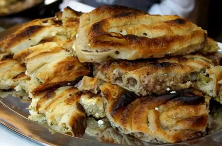 Cijene pite u BiH izazvale velike polemike: Kilogram sjeckanog bureka 28 KM