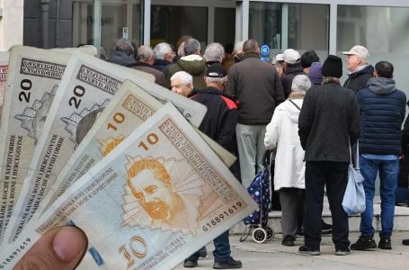 Poznat datum isplate penzija u FBiH: Evo koliko će dobiti najugroženiji penzioneri