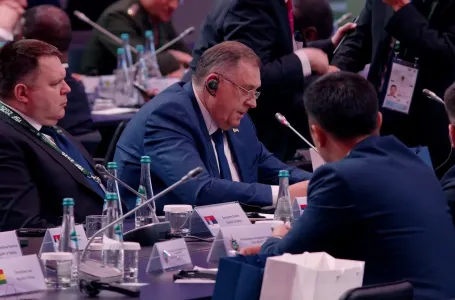 Dodik ponovo putuje u Rusiju: U Sankt Peterburgu će se sastati sa predstavnicima "Gasproma"