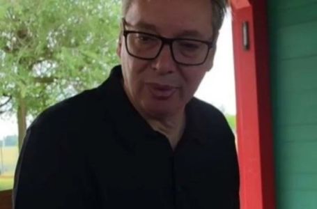 Vučić se vratio iz Crne Gore: "Jedva sam čekao slaninu, kobasice i kulen"