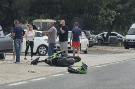 Teška saobraćajna nesreća, dvoje mrtvih