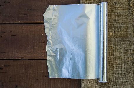 Komad aluminijske folije spašava vaše biljke od nametnika: Evo kako je možete iskoristiti