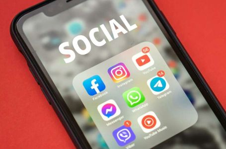 Facebook i Instagram ponovo rade