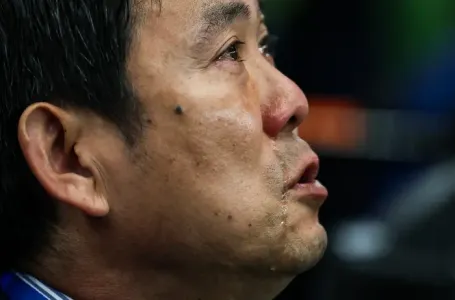 Selektor Japana plakao pred svima zbog precrtanog kapitena, pa se izvinio: Nanio sam mu strašan bol!