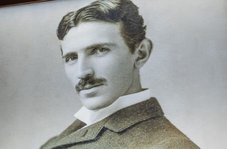 Nikola Tesla opisao šta nas čeka do 2035. godine: Od njegovih riječi ledi se krv u žilama