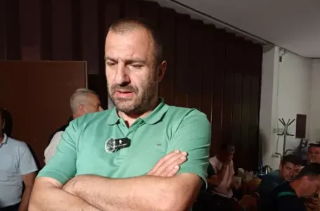 Zenički rudari prekinuli protest: Nakon obećane isplate plata vraćaju se na posao