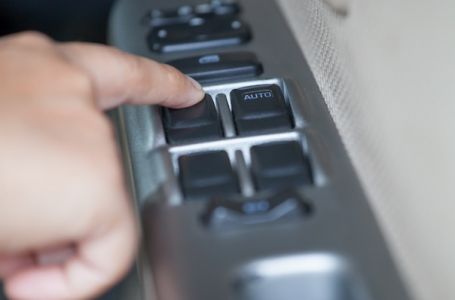 Šta troši manje goriva, otvoreni prozori ili klima uređaj?