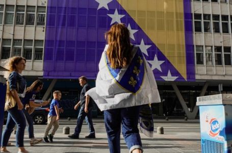 Guardian objavio veliku priču o BiH: Zašto su ljiljani postali simbol prkosa