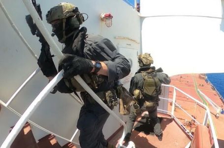 Francuzi upali na ruski tanker, Macron objavio snimku akcije