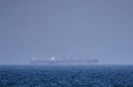 Araghchi: Iran i Oman će održati razgovore o upravljanju Hormuškim moreuzom