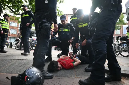 Neredi u Hagu nakon eliminacije Holandije, privedeno 13 osoba